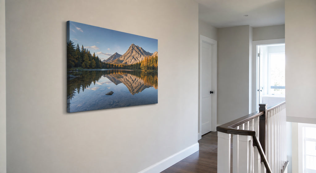 How to Choose Wall Art for Hallways and Staircases